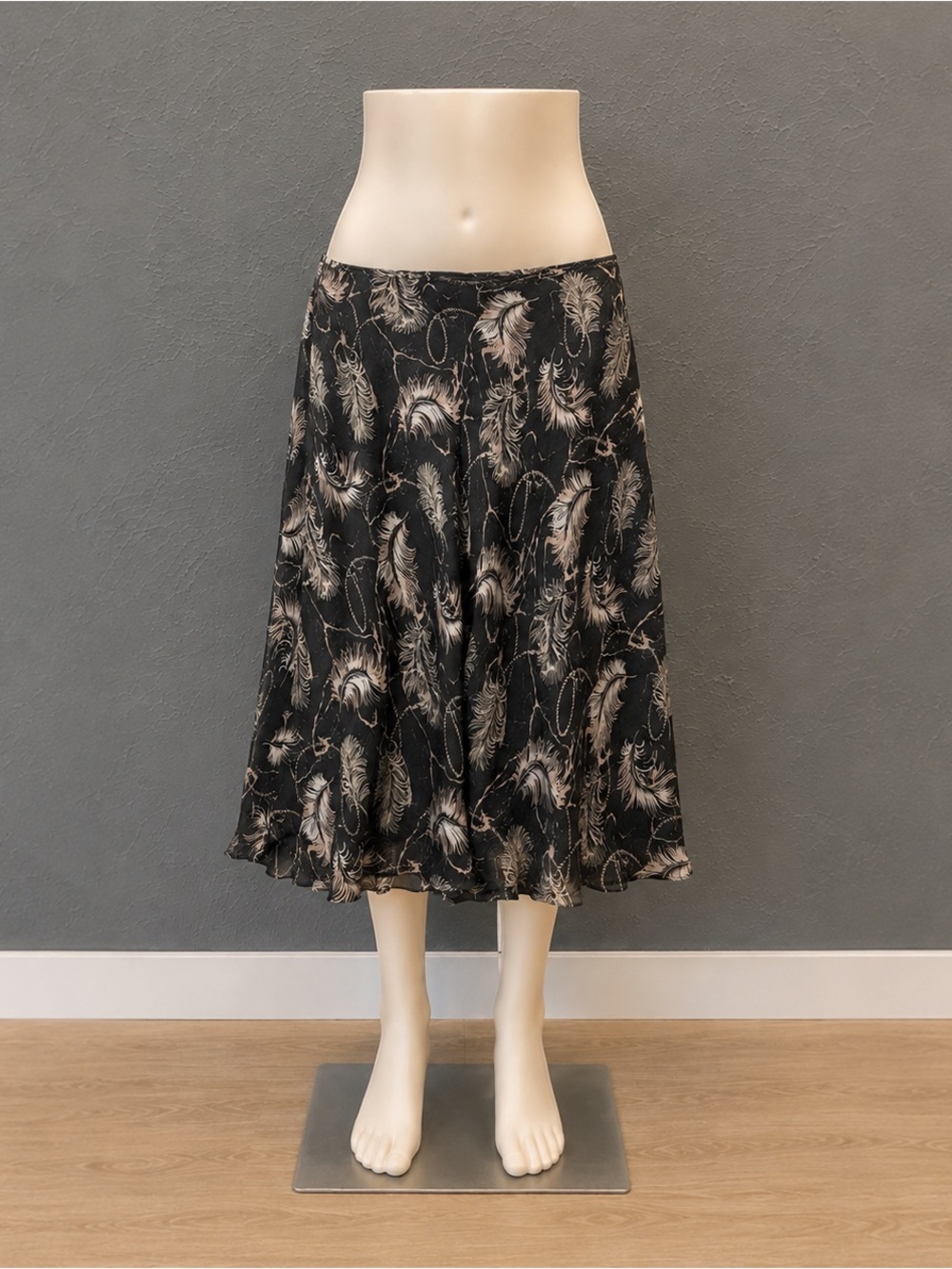 Tess 100% Silk Midi Feather Skirt Lined Size 16 Flowy Romantic Bohemian